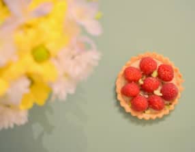 Tartelettes chocolat blanc framboises et pistaches