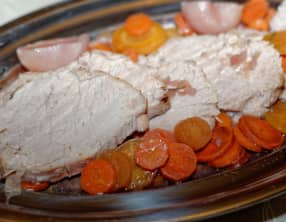 Quasi de veau aux carottes multicolores et aux navets nouveaux