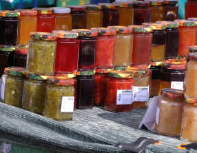 Confiture de rhubarbe, ananas, orange aux épices