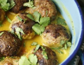 Boulettes au roquefort et coulis de courge caméléon