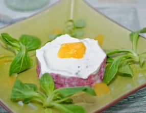 Bavarois de betterave, crème de chèvre et gelée d'orange