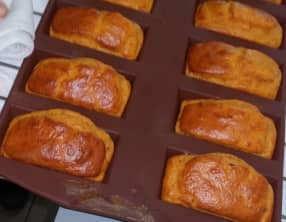 Madeleines aux poivrons, tomate et chorizo