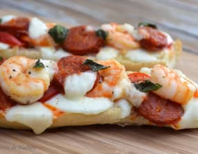 Bruschetta au gambas et chorizo