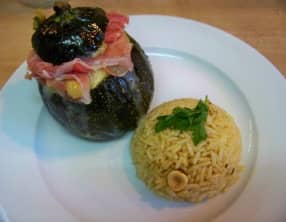 Courgettes rondes farcies au fromage de chèvre crémeux