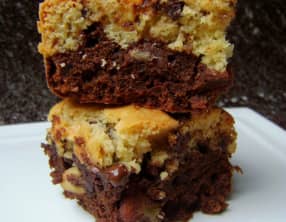 Browkies au trois chocolats, cacahuètes et noix
