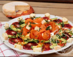 Salade de carottes, avocat, orange et reblochon