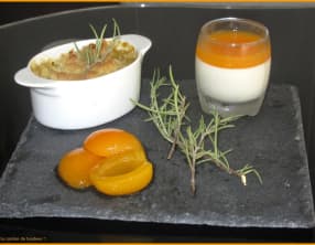 Crumble abricot, chocolat blanc et romarin