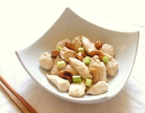 Poulet asiatique aux noix de cajou