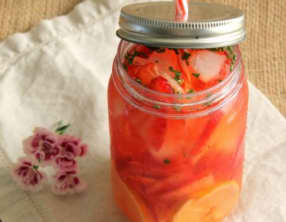 Eau aromatisée à la fraise