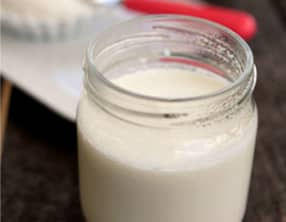Yaourts fait maison à la noix de coco