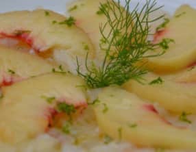 Carpaccio de colin, aneth et brugnon blanc