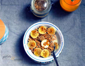 Muesli à la banane et à l'amande