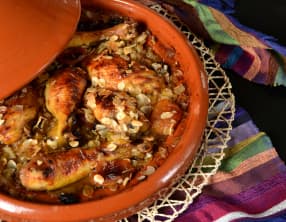 Tajine poulet aux épices et fruits secs