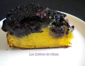 Gâteau renversé aux myrtilles