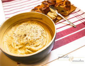 Caviar d'aubergine aux olives noires