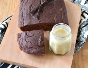 Gâteau au tofu soyeux chocolat châtaigne et crème anglaise végétale