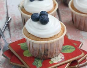 Blueberry cream cheese cupcake
