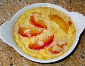 Crèmes de pêches aux amandes