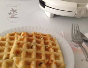 Gaufres salées au fromage et aux olives