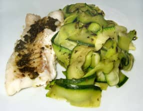 Tagliatelles de courgettes au pesto