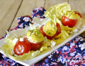 Petites tomates farcies au thon feta et mayonnaise à l'huile d'olive