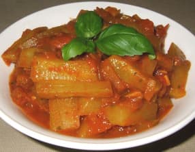 Concombre cuit à la tomate