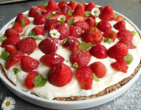 Tarte aux fraises et au mascarpone citronné sans cuisson