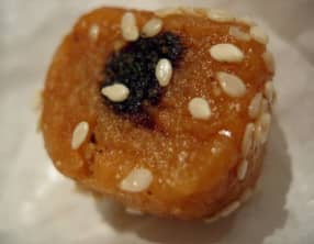 Makrout, makroud petits gâteaux à la semoule, aux dattes