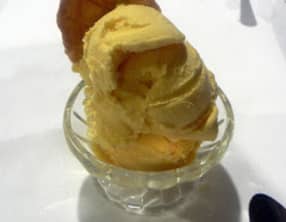 Crème glacée à la mangue