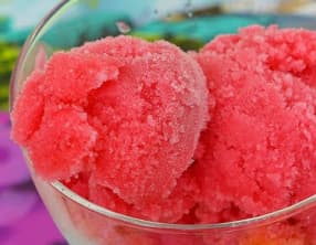 Sorbet à la fraise et aux groseilles avec ou sans sorbetière