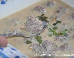 Soupe Turque blanche aux koftés