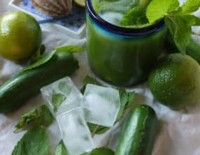 Agua fresca concombre, citron vert, menthe