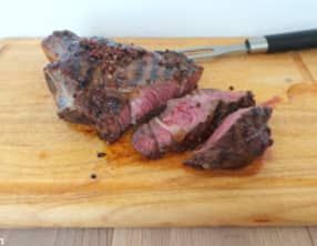 Côte de boeuf marinée sauce teriyaki et baies de Sichuan