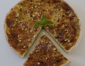 Quiche aux courgettes à la menthe et aux amandes