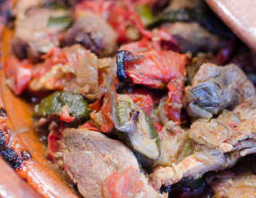 Tajine d'agneau à la tomate et aux courgettes