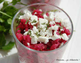 Salade de pâtes au pesto de betterave