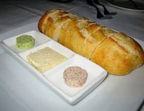 Beurre en persillade pour pains et grillades au barbecue