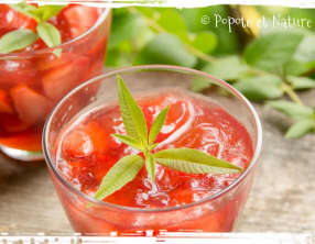 Fraises en gelée de verveine citronnelle