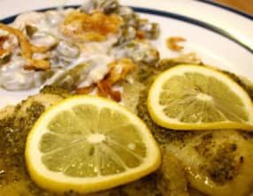 Poisson en croûte au fenouil, haricots verts, sauce yaourt