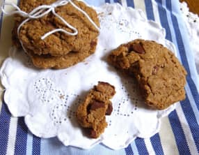 Cookies à la caroube et chocolat noir