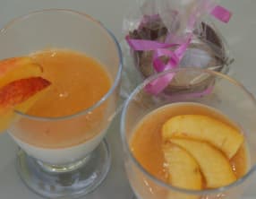 Panna cotta pêche et nectarine au thermomix facile et rapide