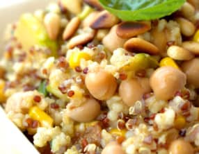 Salade de Quinoa aux Courgettes et aux Pesto