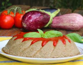Papeton d’aubergines et son coulis de tomates