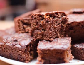 Gâteau au chocolat et aux barres LION