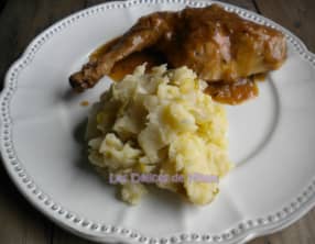 Cuisses de lapin à la bière et purée de chicons