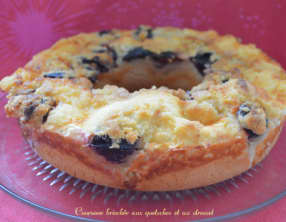 Couronne briochée aux quetsches et au streusel