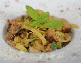 Pâtes fraîches au basilic et duo de légumes grillés