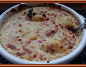 Pommes de terre à la carbonara gratinées
