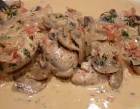 Coquelets en fricassé, à la crème