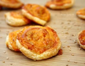 Feuilletés apéritifs au bacon et cheddar